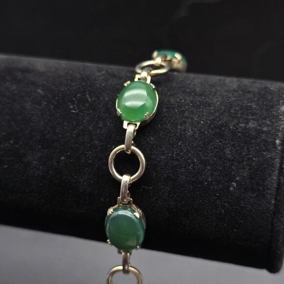 Nephrite Jade Gold Tone Bracelet Vintage Costume Jewelry - Picture 4 of 8